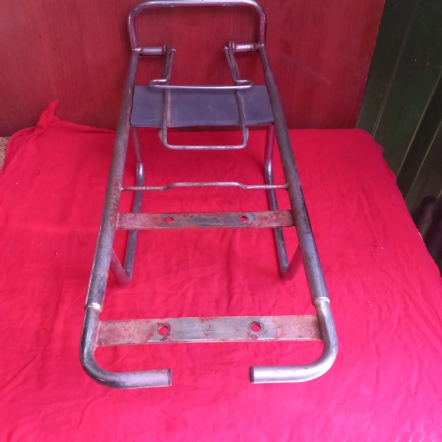 Porta-bagagens traseiro para Vespa SC