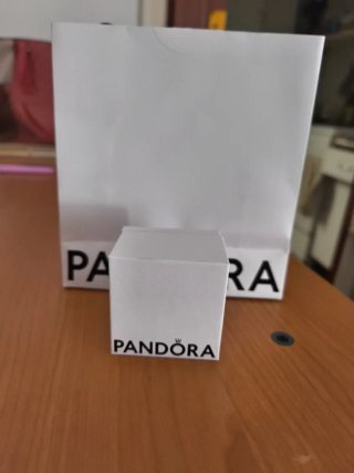 Pandora bolsa y cajita