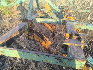 Cultivador para tractor