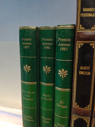 Lote 8 libros, clásicos, Premio ateneo, Grandes personajes, Readers Digest