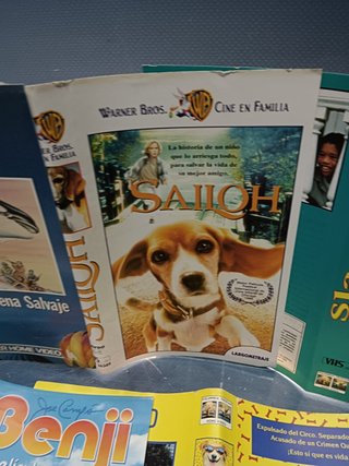 Lote 10 caratulas VHS, películas variadas, años 80/90 SOBRE ANIMALES