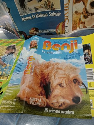 Lote 10 caratulas VHS, películas variadas, años 80/90 SOBRE ANIMALES
