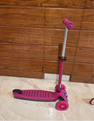 Patinete 3 Ruedas Playtive Rosa con luces