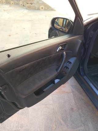 Mercedes-Benz Clase C 2003