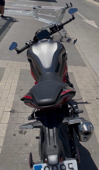 Kawasaki Z900 2025 Full