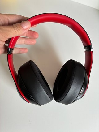 Beats Studio3 Wireless Nero/Rosso Ed. Limitata