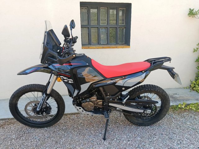 Moto Rieju 307 Aventura