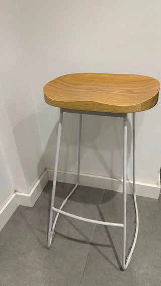 Conjunto de 5 Sillas de madera y metal