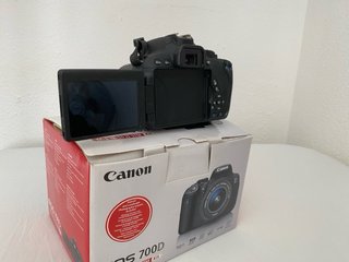 Canon EOS 700D Kit EF-S 18-55mm IS STM