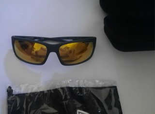 Gafas Arnette Negras y Doradas