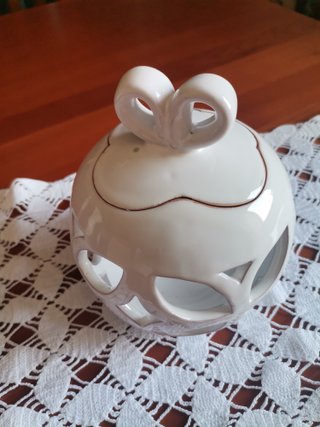Bruciatore essenze/portacandele in ceramica bianca