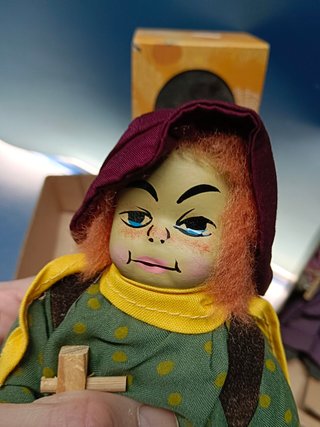 3 Marionetas + 2 Brujas de la suerte