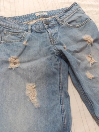 Pantalones vaqueros SICKO desgastados talla M