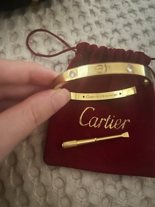 Pulsera love
