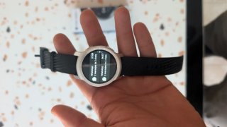 Smartwatch Motorola Plata y Negro
