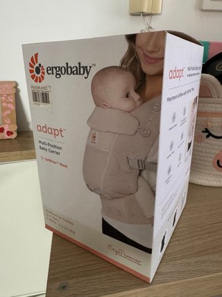 Mochila portabebés Ergobaby Adapt Cool Air rosa -