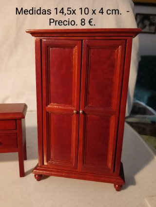 Miniaturas escala 1/12.                  Lote 16€.