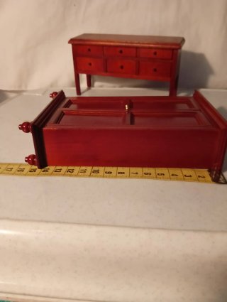 Miniaturas escala 1/12.                  Lote 16€.