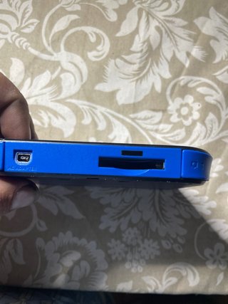 Nintendo 2DS Negra y Azul