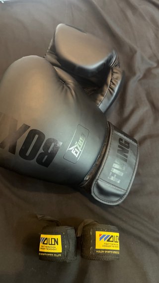 Guantes Boxeo 16oz + Vendas