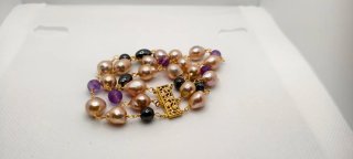 Pulsera 3 filas perlas barrocas amatista