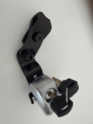 Pinza bloqueo disco moto y soporte Urban