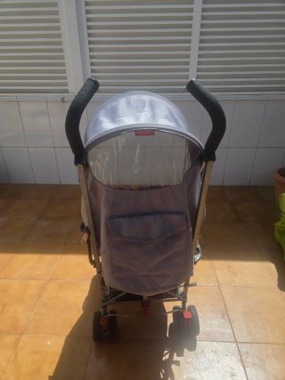 Carro de paseo Maclaren gris y rosa