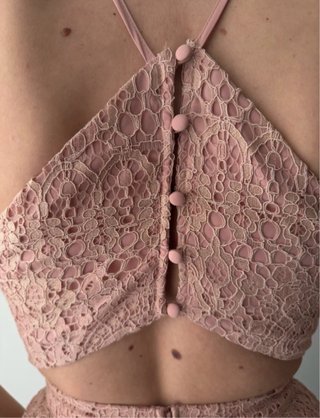 Vestido de encaje rosa