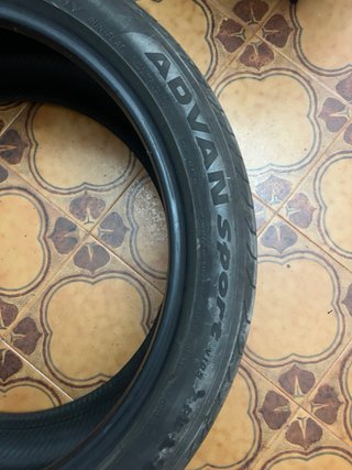 Ruedas Yokohama Advan Sport 245/40/19