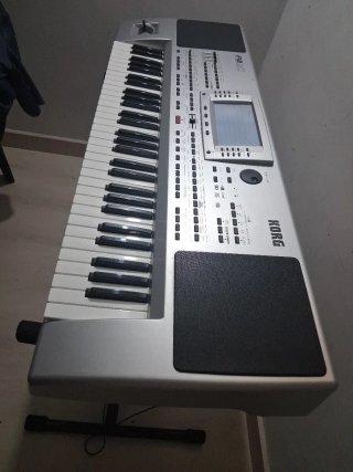Teclado Korg PA-80
