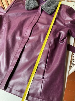 Abrigo vintage ecopiel morado T48