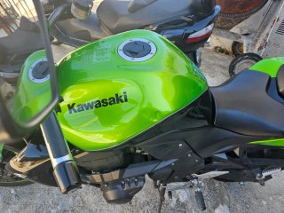Kawasaki Z750 Verde Negra