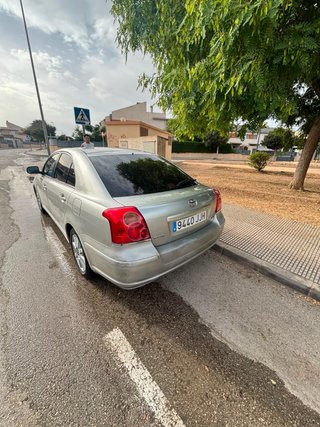 Toyota Avensis 2006