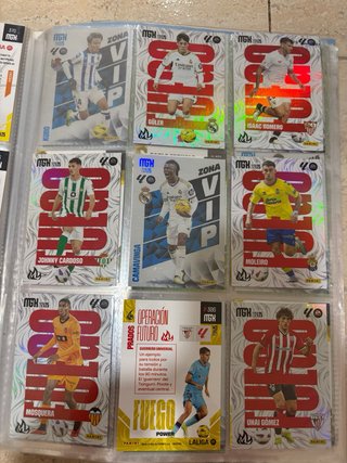 Álbum Megacracks 2024/25 LaLiga Panini con cartas