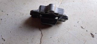 Soporte Motor VW Passat Izq/Der
