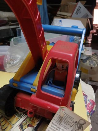 Camión Excavadora Infantil LENA Aktive