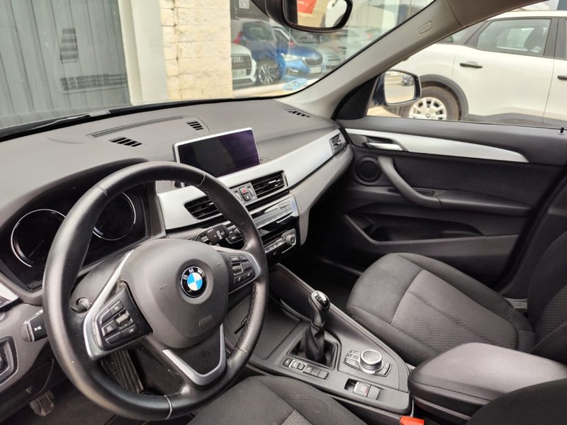 BMW X1 sDrive18i 2021, foto 10