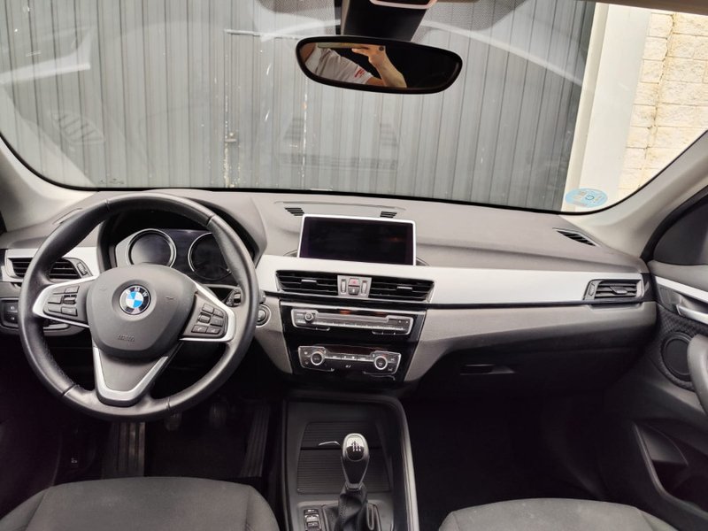 BMW X1 sDrive18i 2021, foto 8