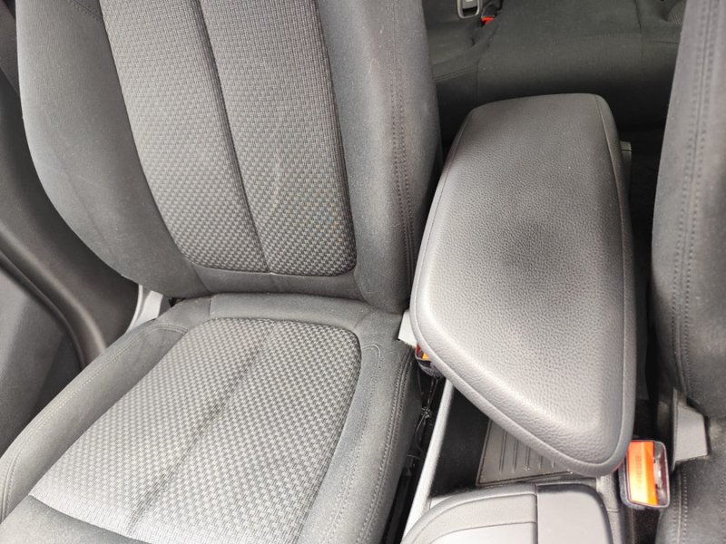 BMW X1 sDrive18i 2021, foto 15