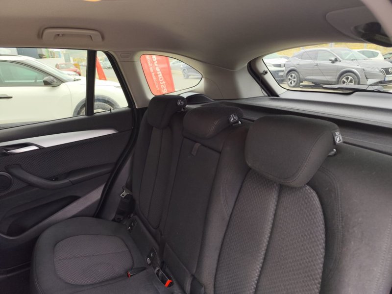 BMW X1 sDrive18i 2021, foto 22