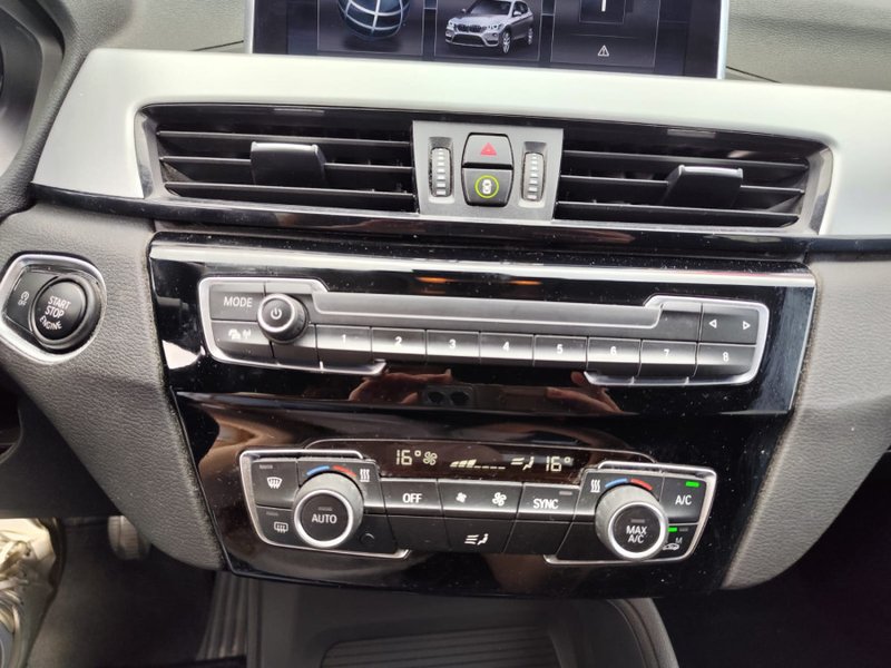BMW X1 sDrive18i 2021, foto 27
