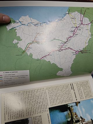 3 libros, Breve historia ilustrada Euskal Herria, piedra y memoria, Perretxikuak