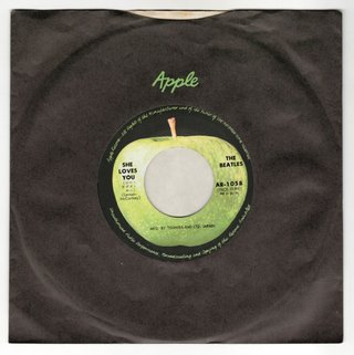 THE BEATLES She Loves You Single Japon vinilo