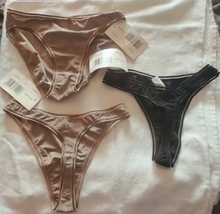 Karl'a Lingerie - Braguita bikini y 2 tangas T-S
