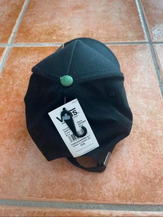 Gorra Vans negra y verde