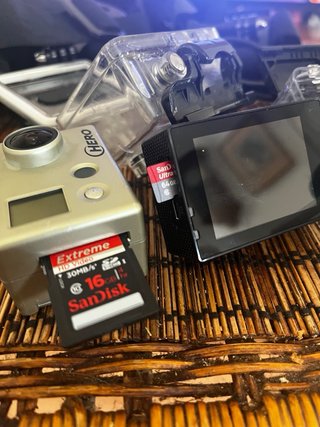 GoPro Hero y Cámara Estilo GoPro