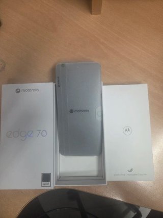 Motorola Edge 70 Gris 512GB