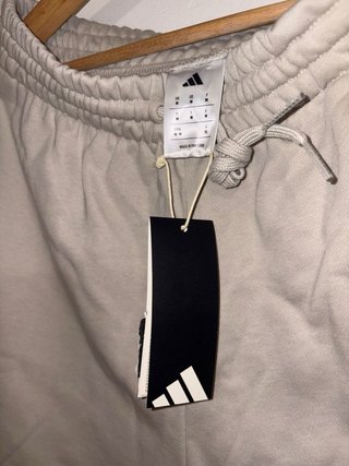 Adidas Shorts Beige