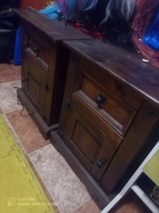 2 Mesitas de Noche Rústicas Madera