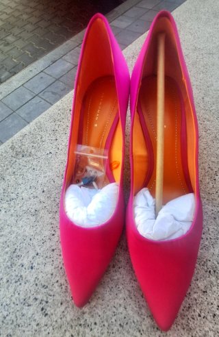 Zapatos tacón Zara fucsia satén T38